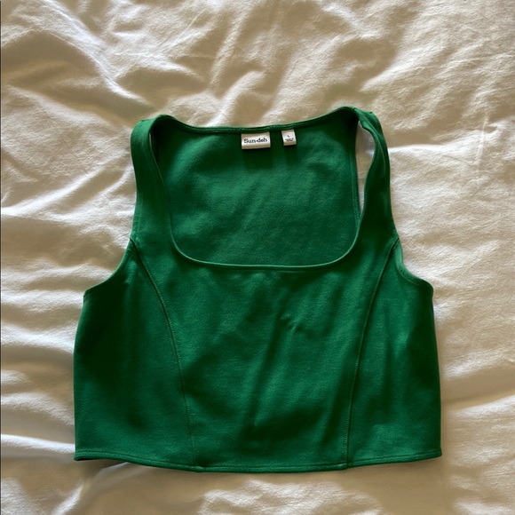 Green Tank Aritzia - Picture 1 of 2